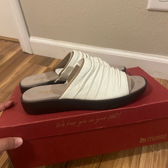 Monreau kala slide 8.5N - Picture 5 of 6